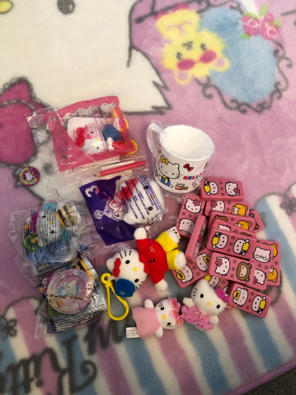 McDonald’s Sanrio hello kitty LOT 18 piece mahjong